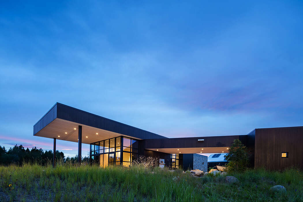 Confluence House by CTA | Cushing Terrell - 9