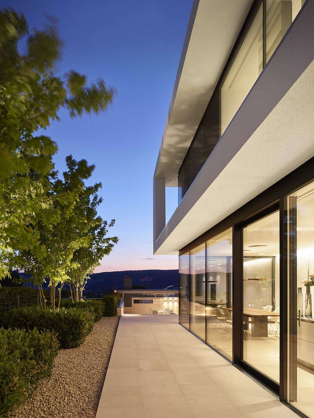 Villa in Franken by Weber + Hummel Architekten - 8