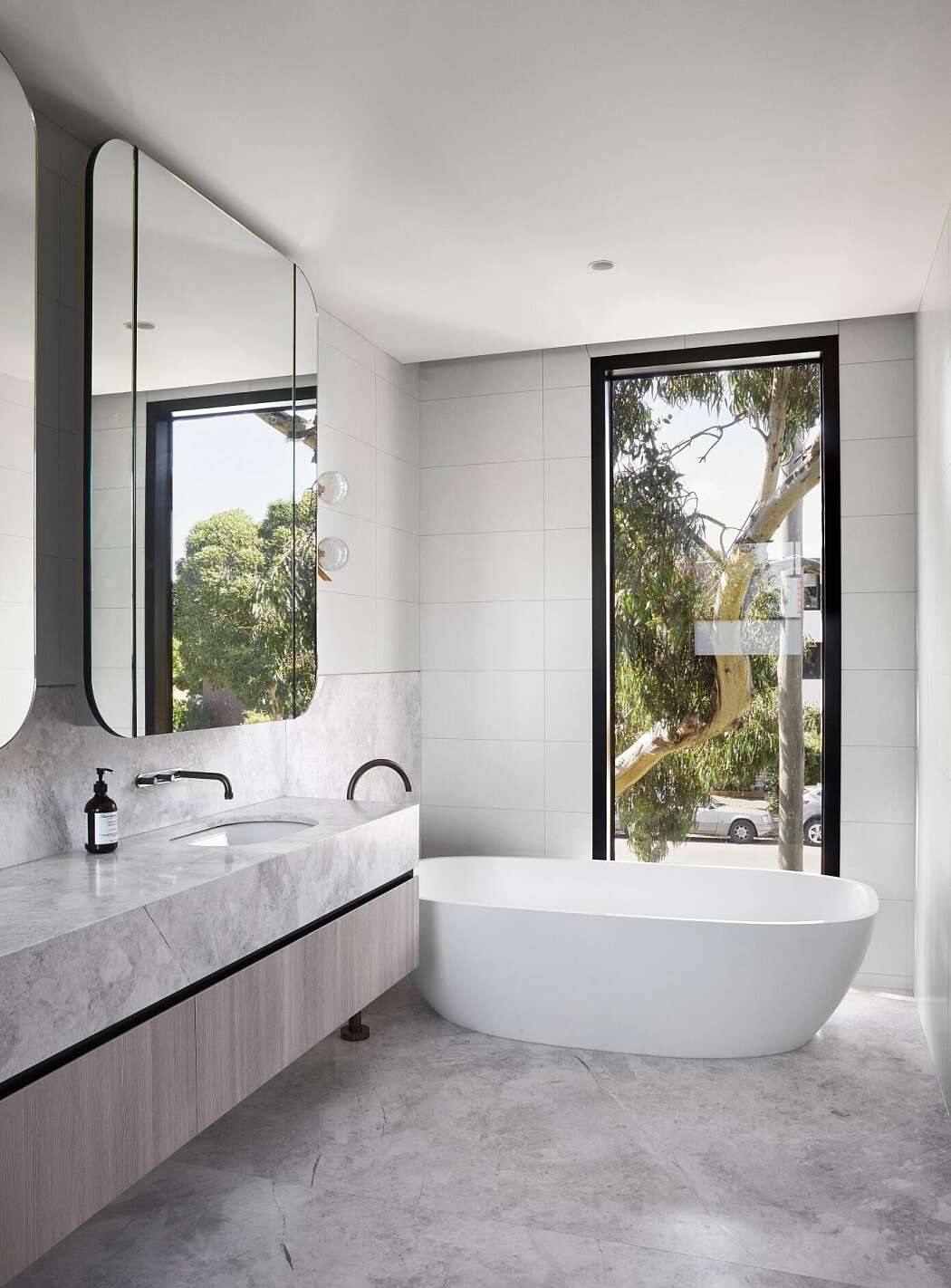 Verge House by Finnis Architects - 7
