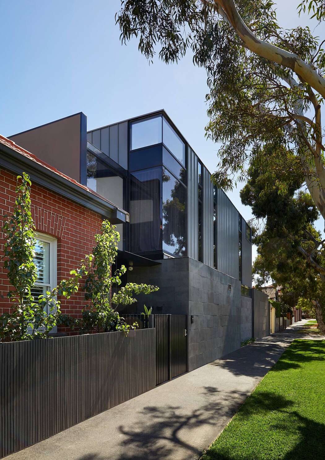 Verge House by Finnis Architects - 10
