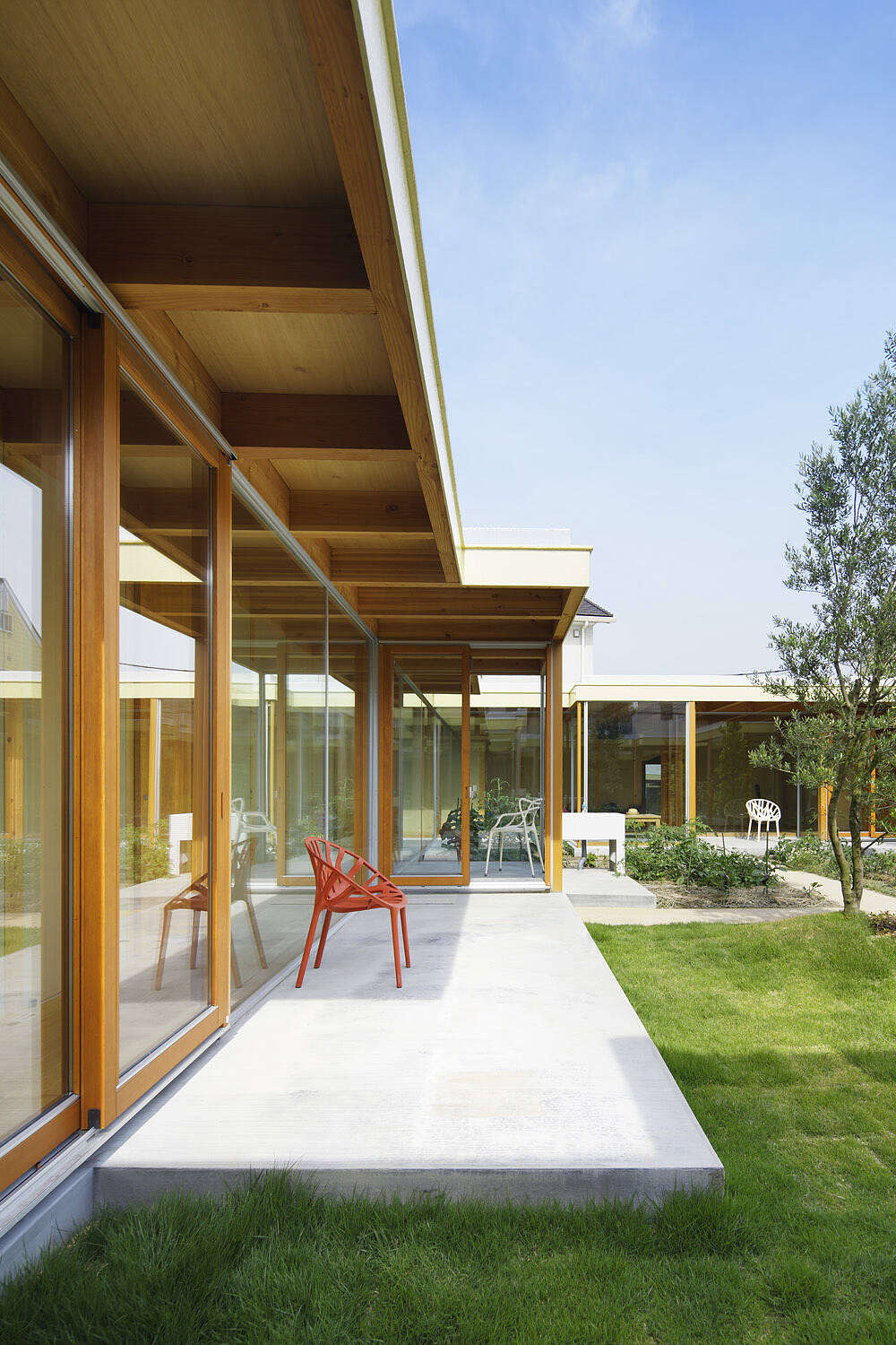 Court House in Nagoya by Takeshi Hosaka Architects - 12