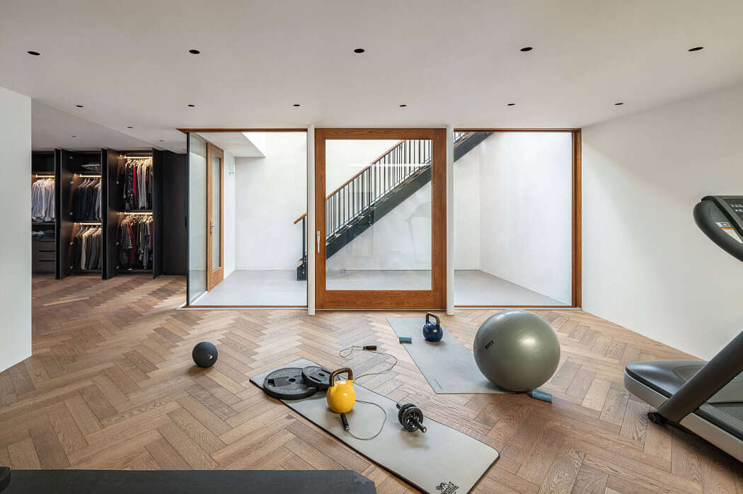 Downton Avenue House by Rado Iliev - 3