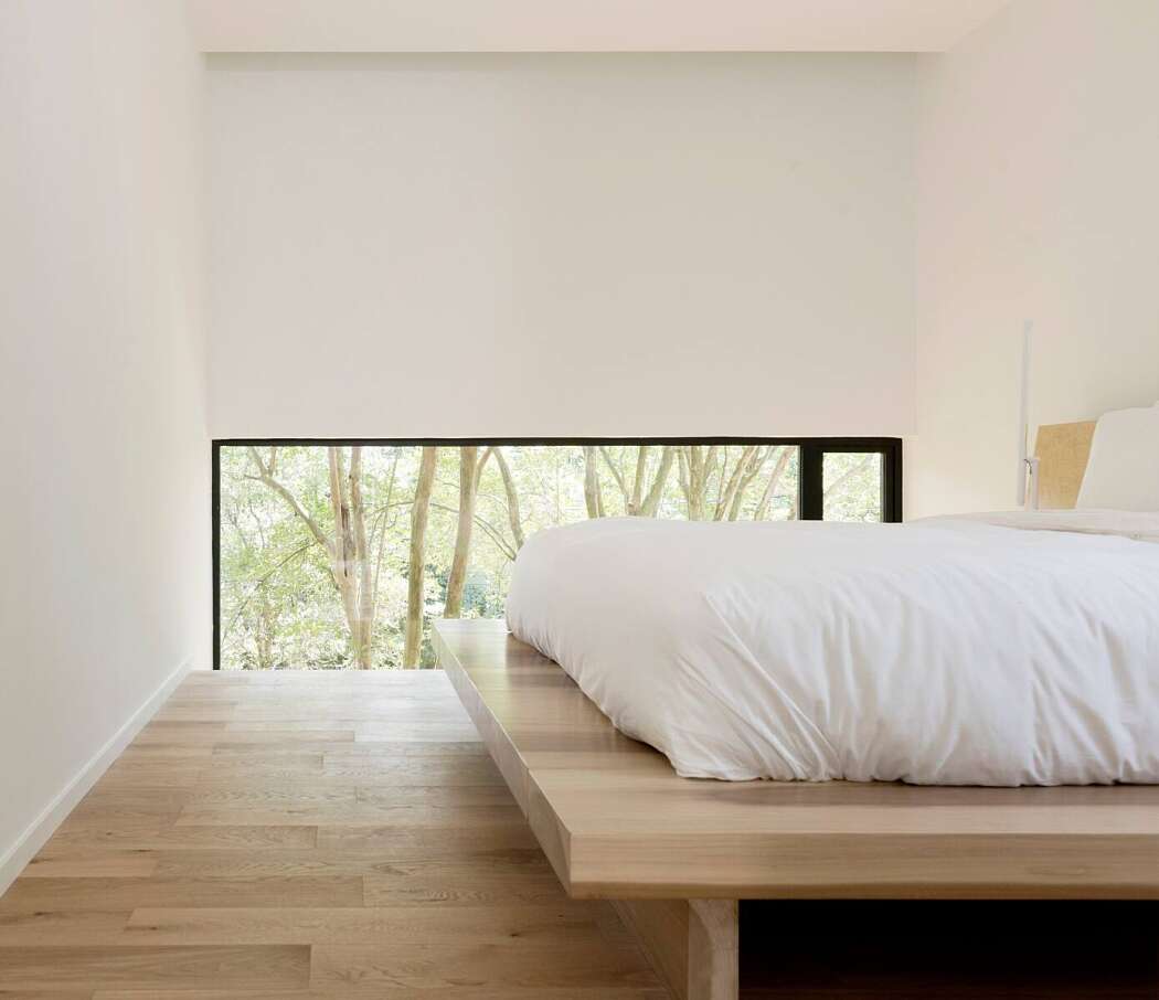 Concrete Box House by Robertson Design - 10