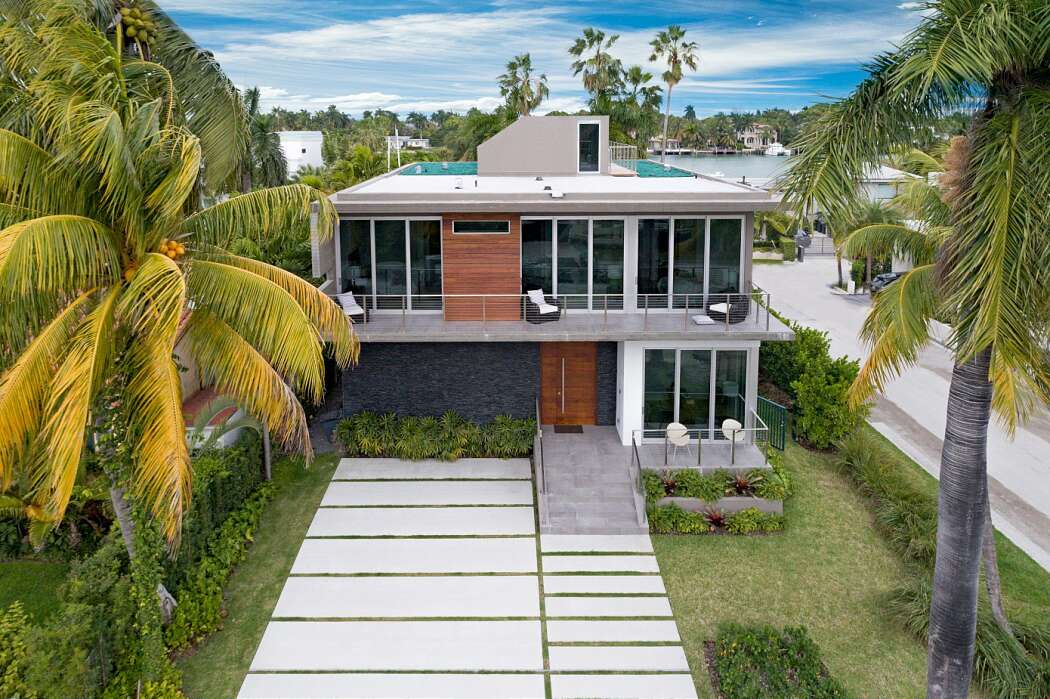 201 Palm Island Home by One D+B Miami - 12