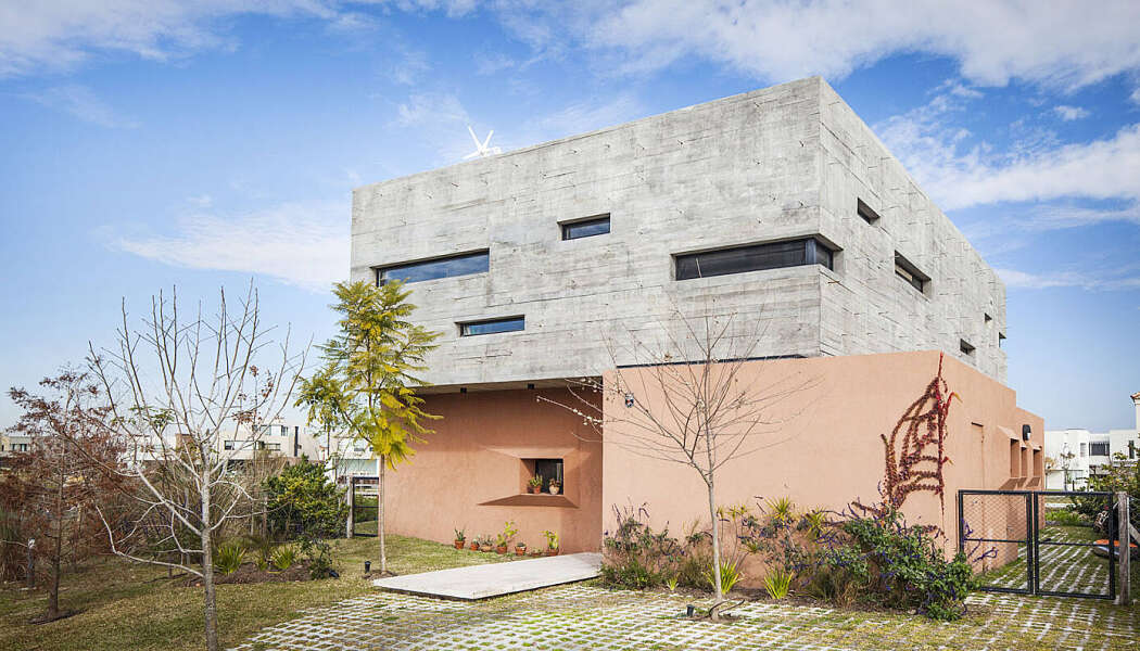 SL House by Speziale Linares Arquitectos - 2