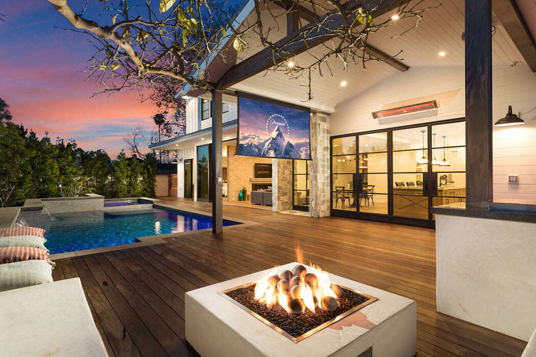 Modern Farmhouse by Casa Arte Group - 10