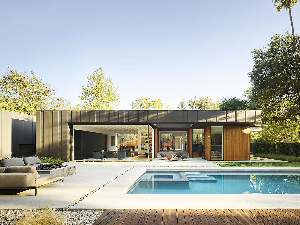 Laurel Hills Residence by Assembledge+ - 2