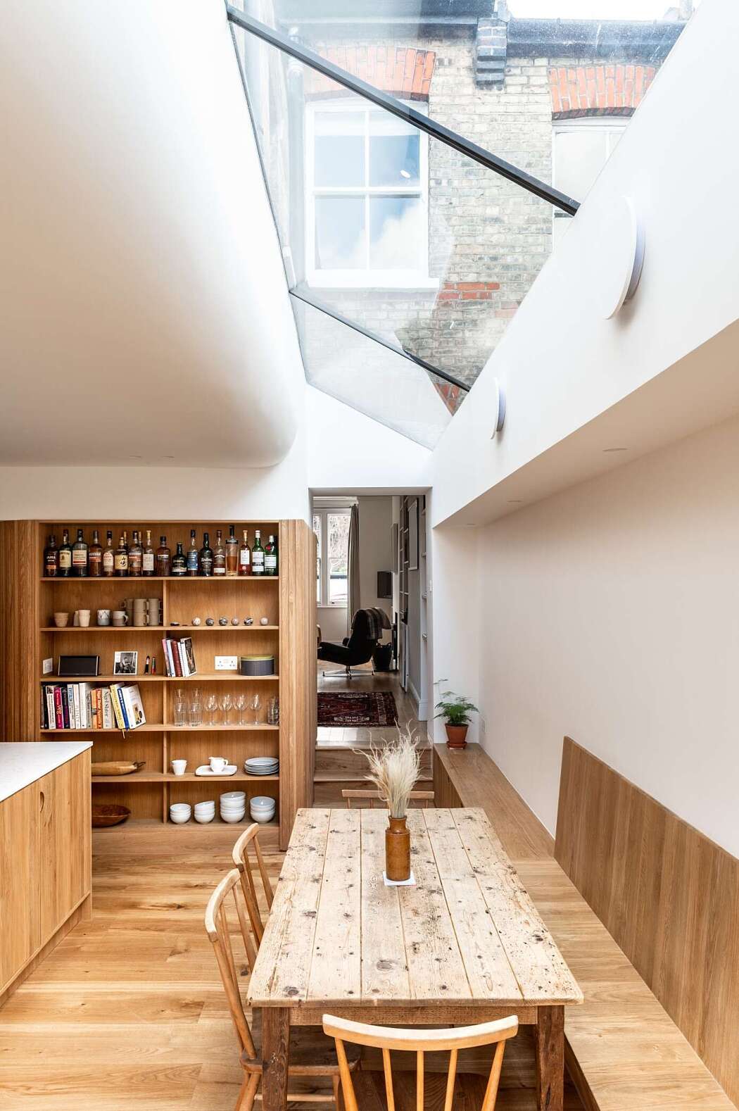 Ogee House by Bradley Vanderstraeten - 2
