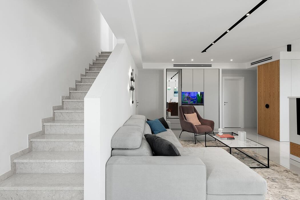 Penthouse in Tel Aviv by RAZ Interior Design - 3