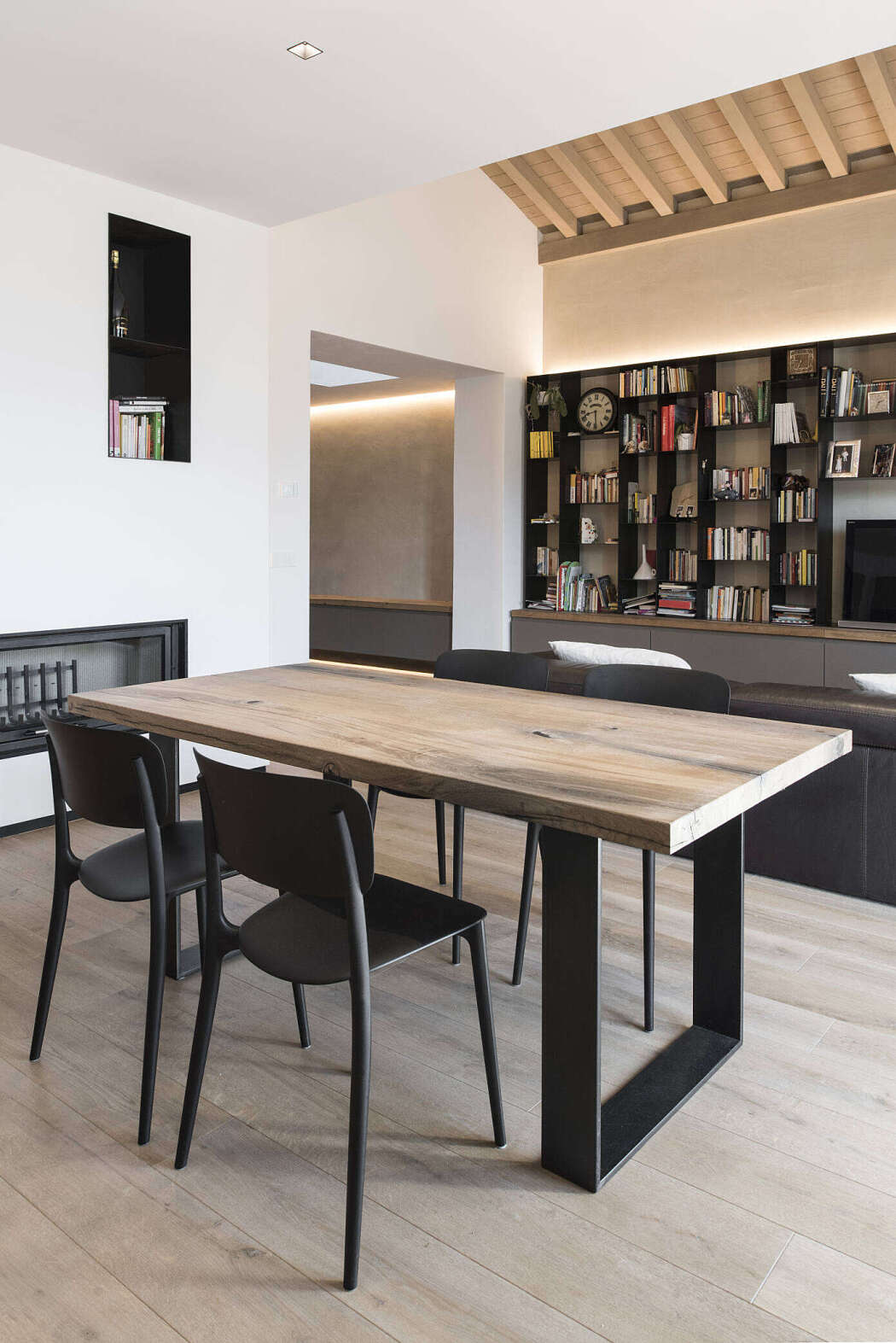 Apartment Fuori Porta by CMT Architetti - 9