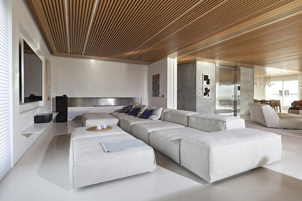 AQH Apartment by Coletivo Arquitetos - 5