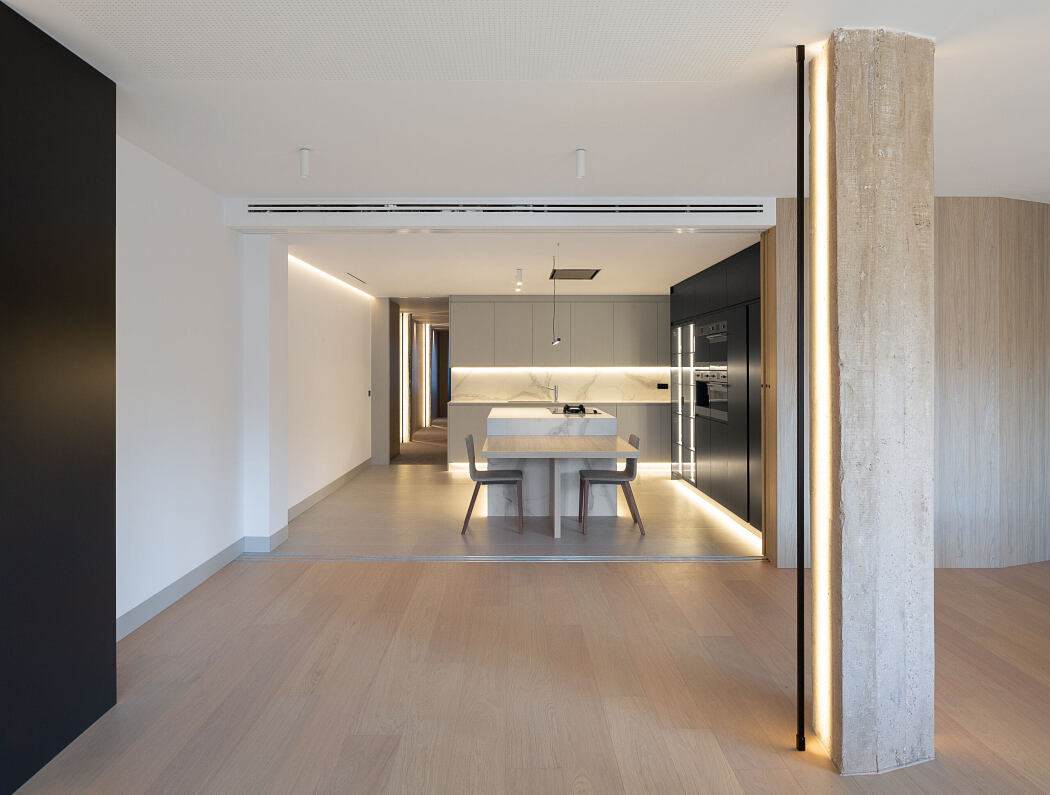 House in the Heart of Valencia by La Finca Roja Studio - 4