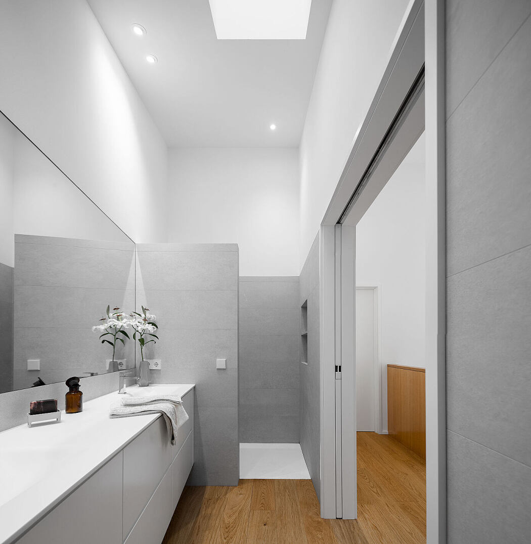 House in Madreselva by David Olmos Arquitectos - 13