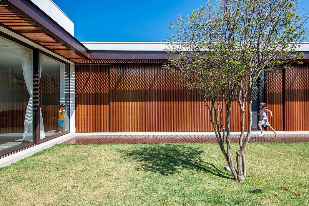 KT House by LB+MR - 6