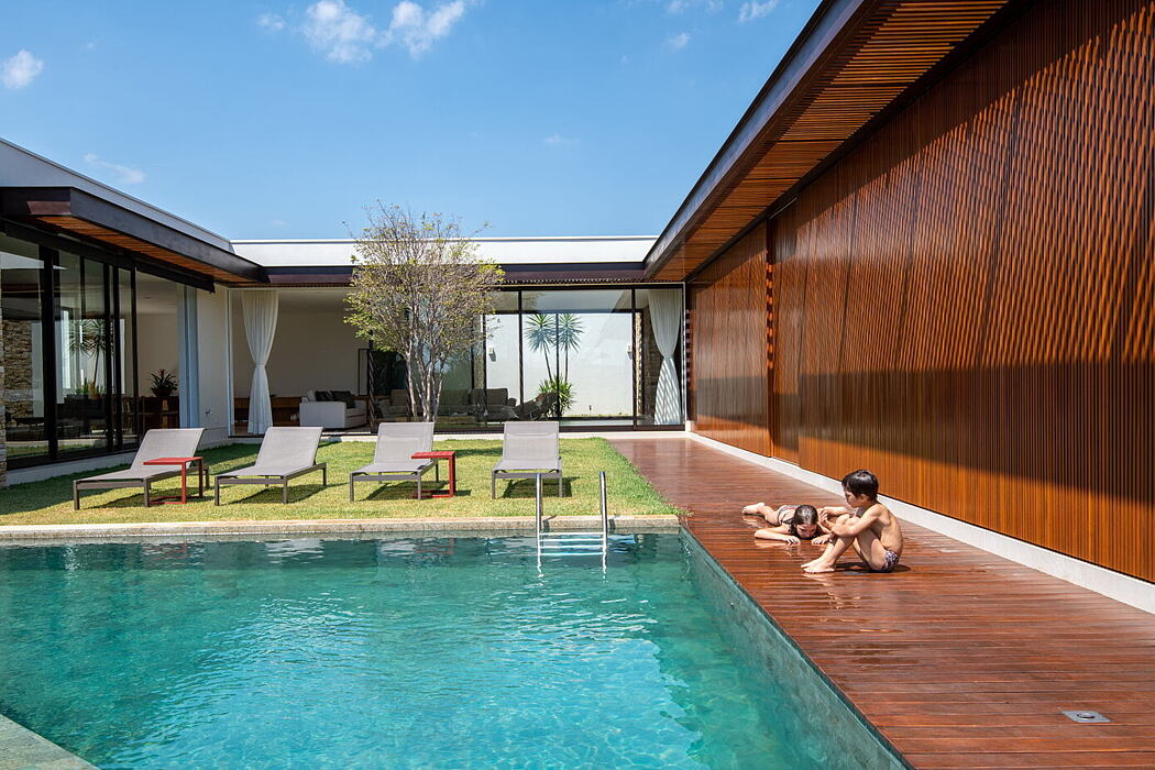 KT House by LB+MR - 2