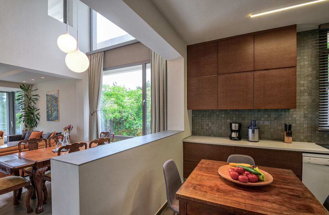 Family Residence by Liza Tiktapanidou - 6