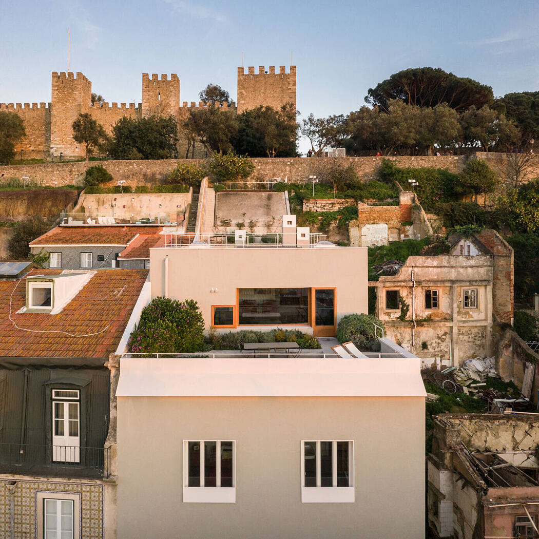 House in Costa do Castelo by Bak Gordon Arquitectos - 9