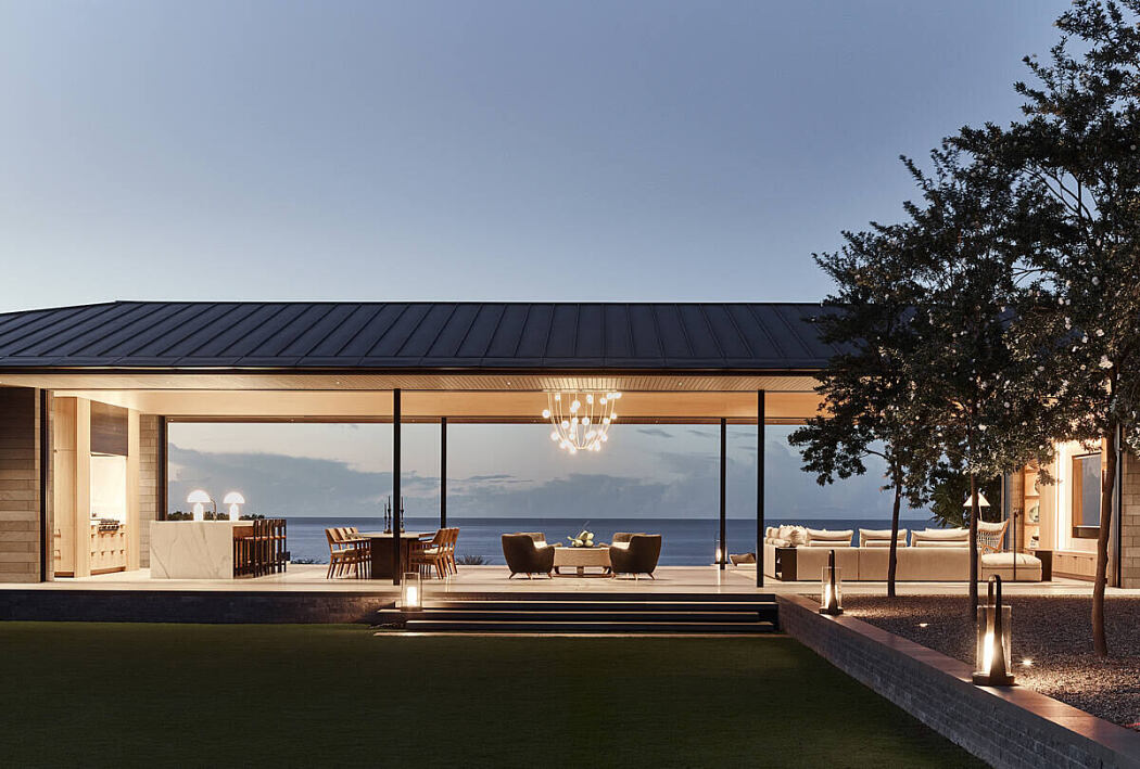 Kua Bay Residence by Walker Warner Architects - 14