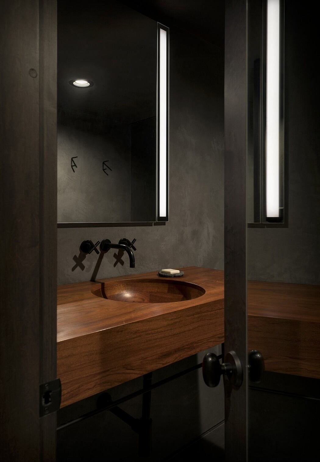 Western Studio in Seattle by goCstudio - 6