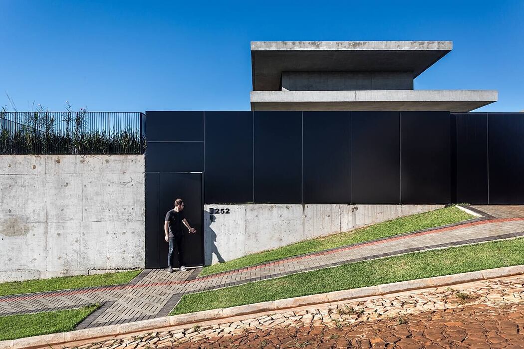 JK House by Michel Macedo Arquitetos - 11
