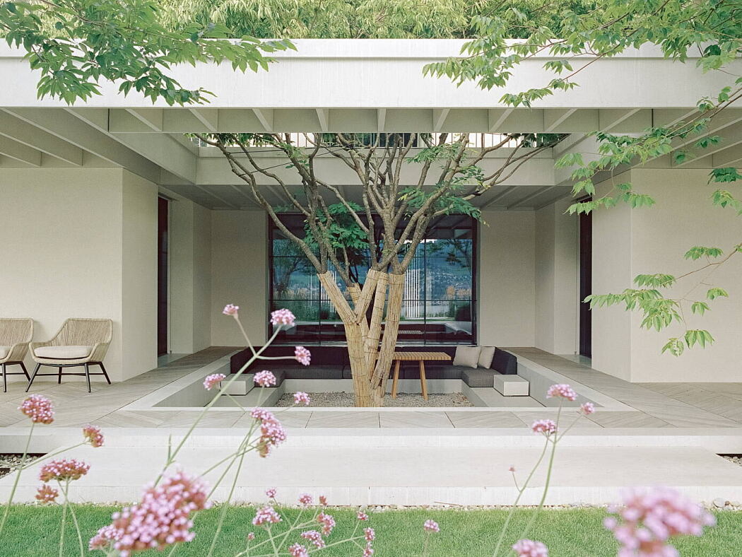 House at a Vineyard by Think Architecture - 11