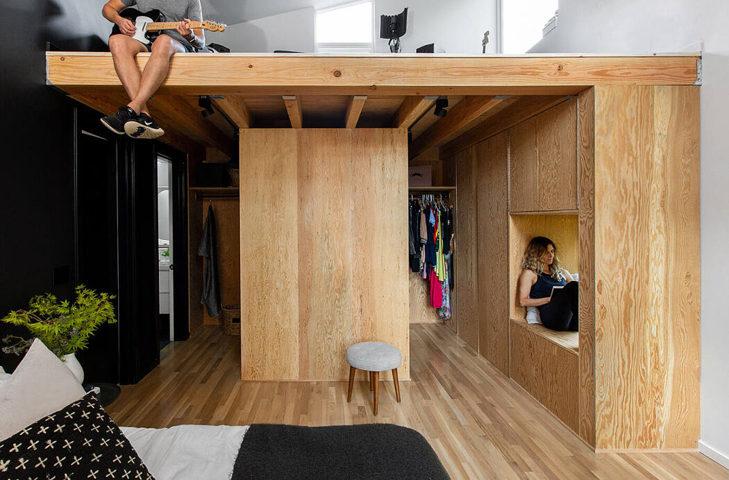 House with a Yoga Studio by Robert Hutchison Architecture - 8