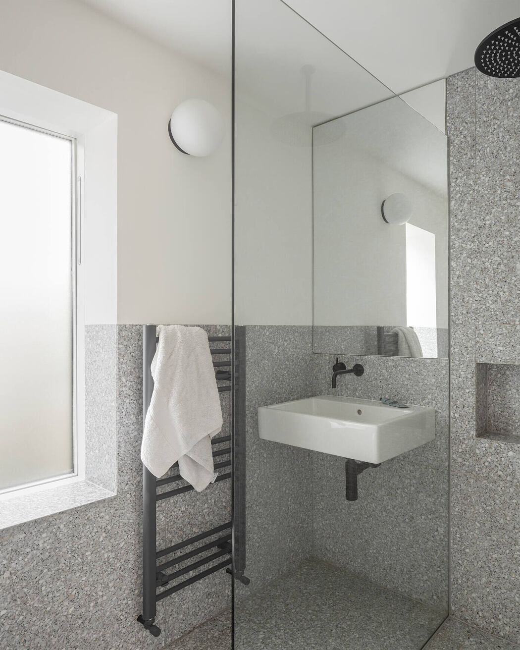 ER Residence by Studio Hallett Ike - 9