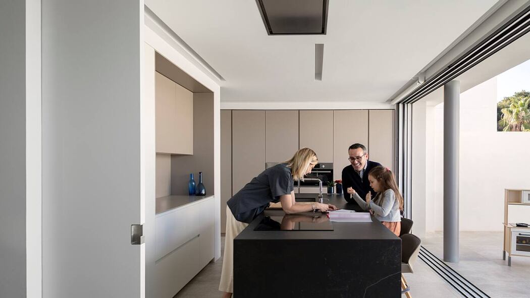 Hen House by Valero y Ochando - 4