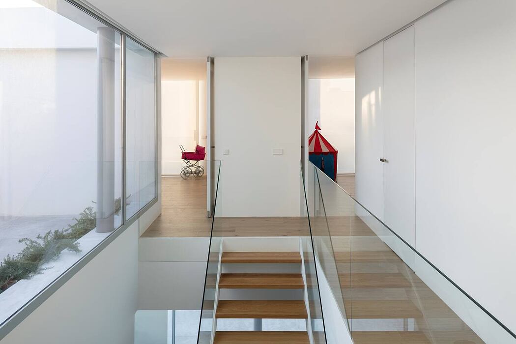 Hen House by Valero y Ochando - 9