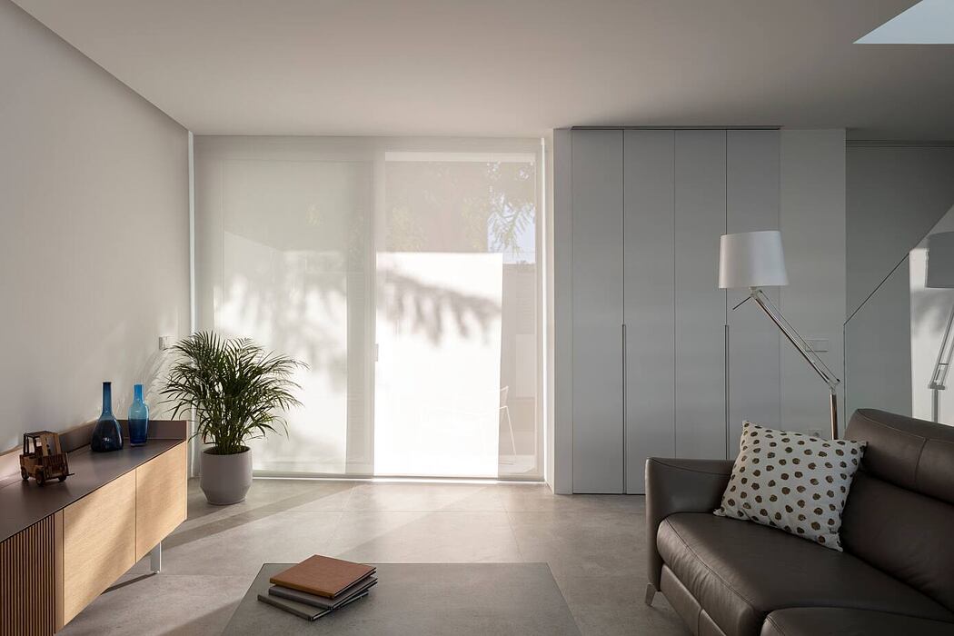 Hen House by Valero y Ochando - 8