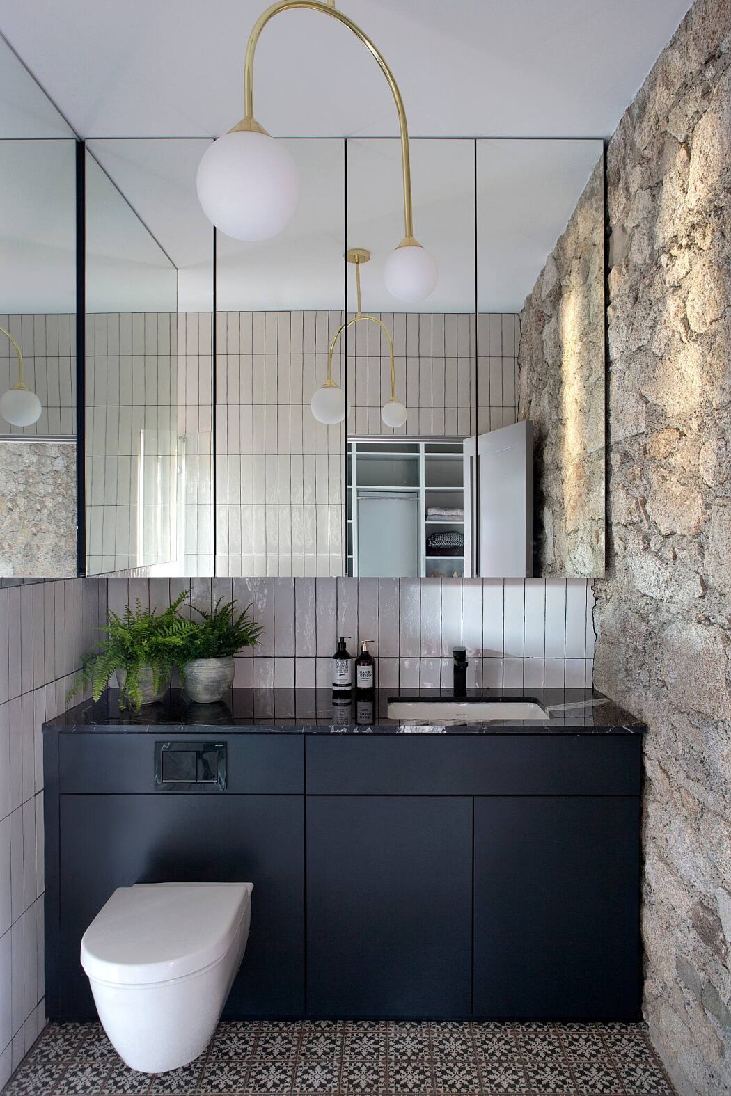 Bolton Coach House by Kingston Lafferty Design - 15