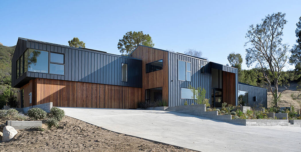 Saddle Peak Residence by Aux Architecture - 8