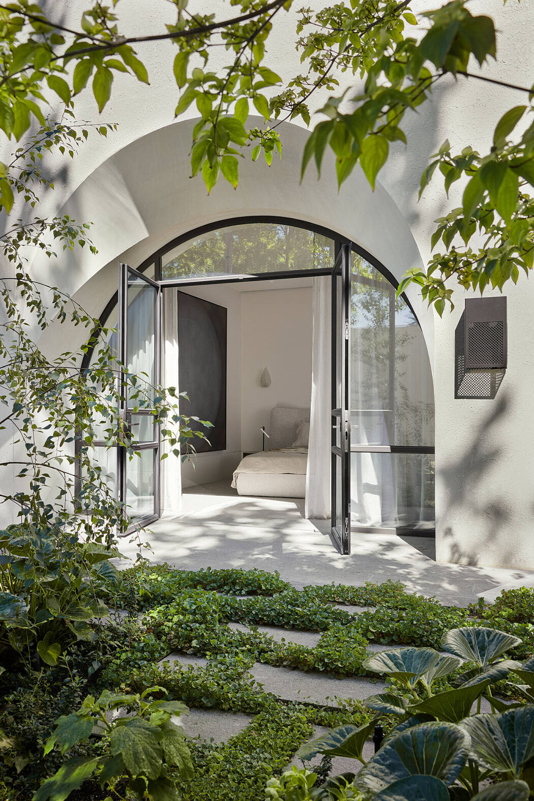 Huntingtower Road by Jolson Architecture Interiors - 10