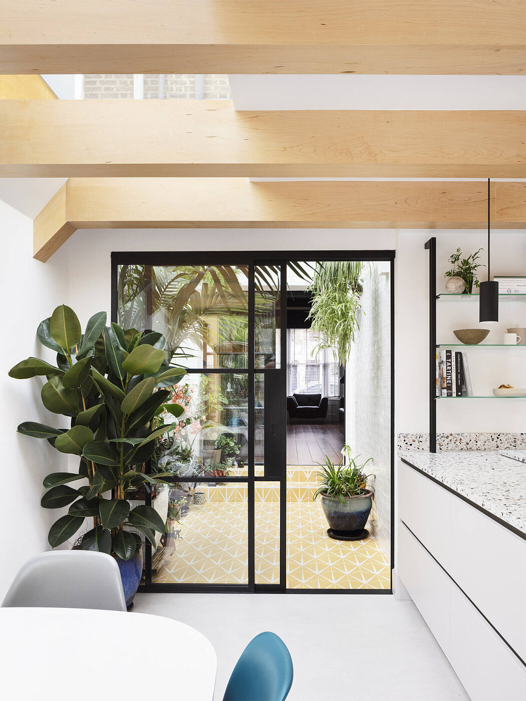 A House for a Gardener by Amos Goldreich Architecture - 7