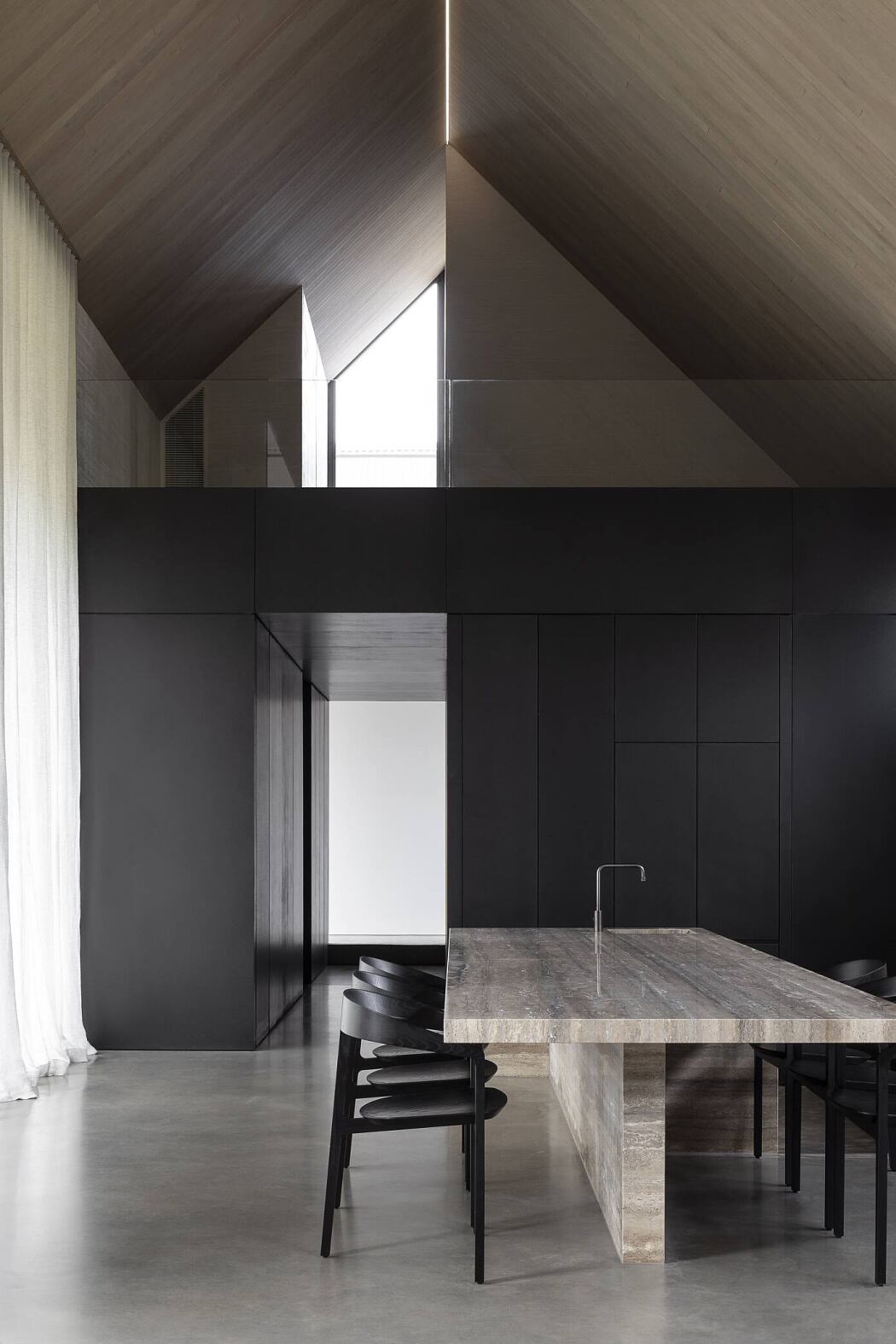Barwon Heads House by Adam Kane Architects - 3