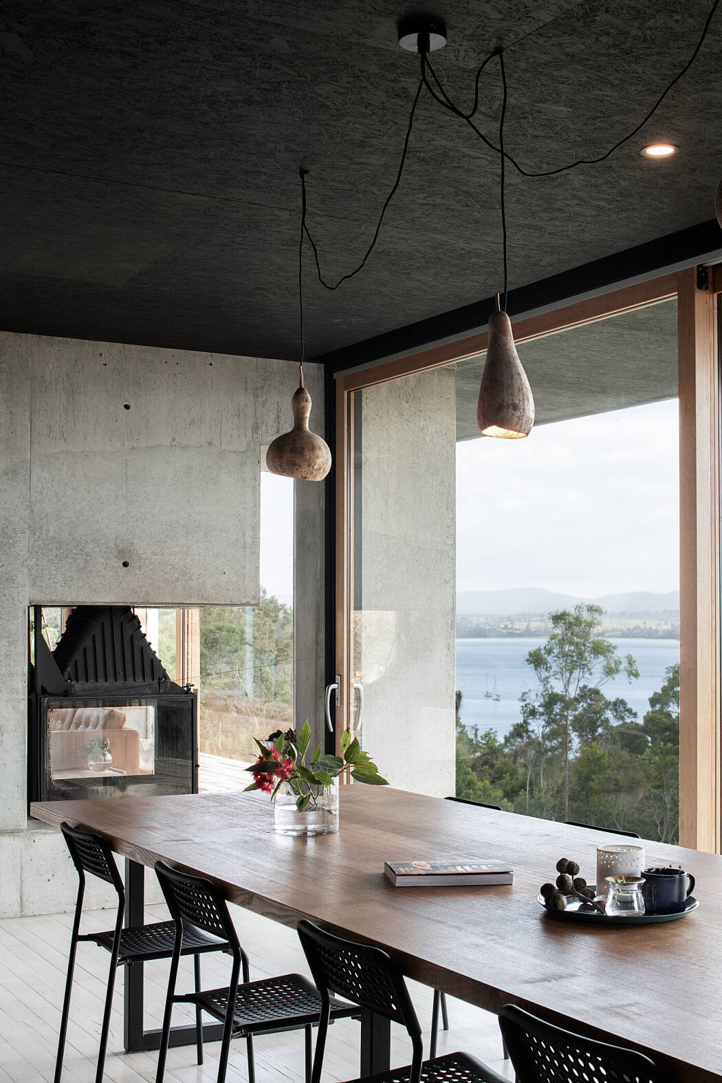 Darkwood Residence by Cumulus Studio - 3