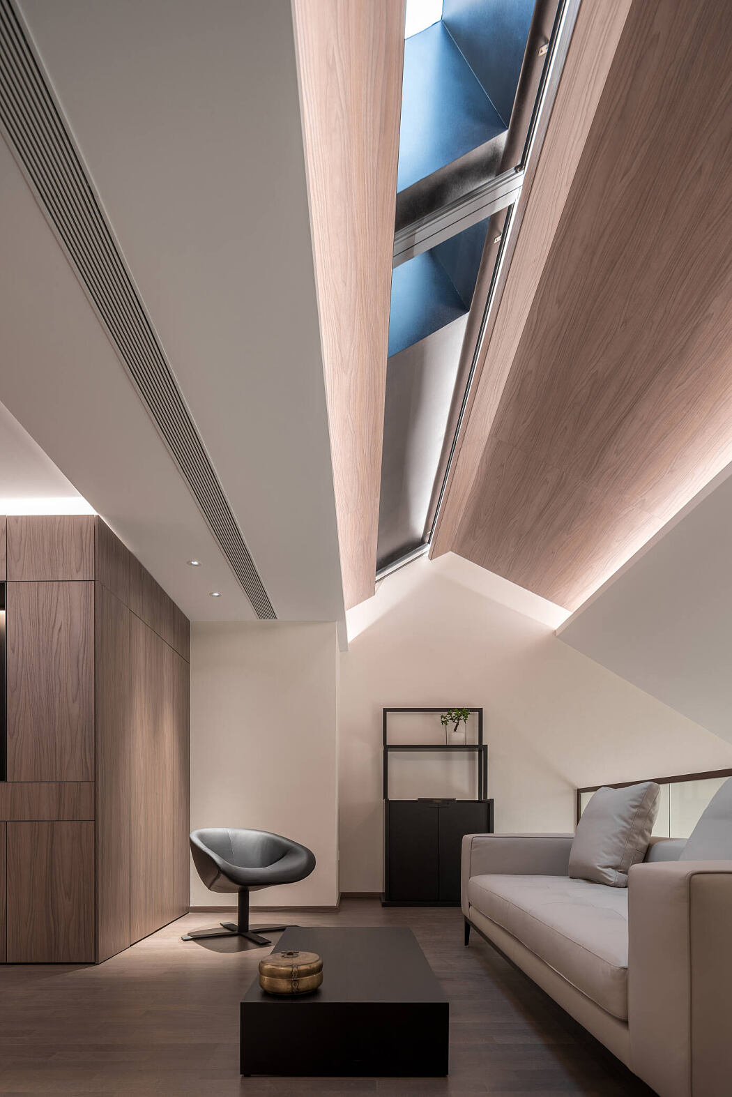 Sloping House by Ji Jian Design - 5