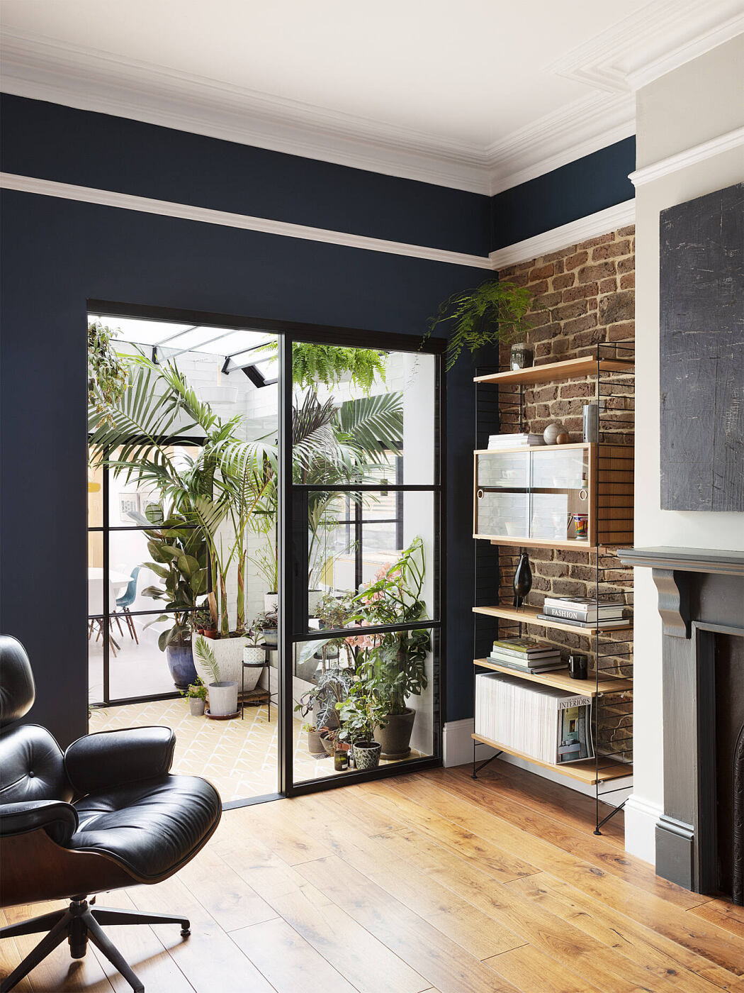 A House for a Gardener by Amos Goldreich Architecture - 1