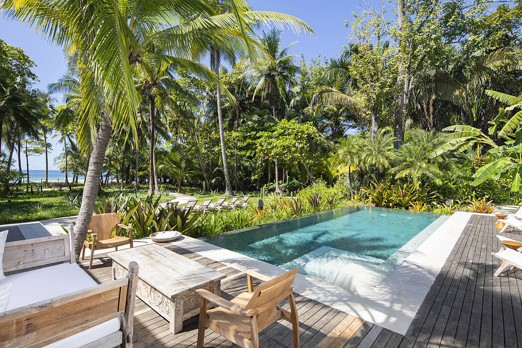 Sirena House by Studio Saxe - 12