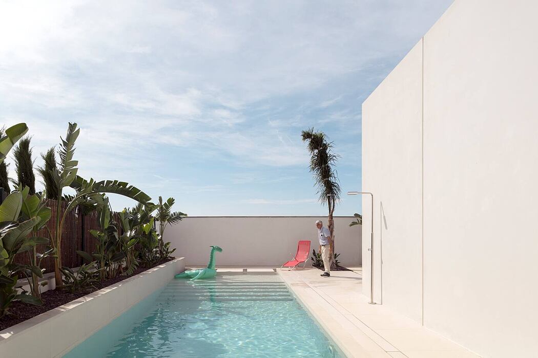 Modular Concrete House by Trazia - 7