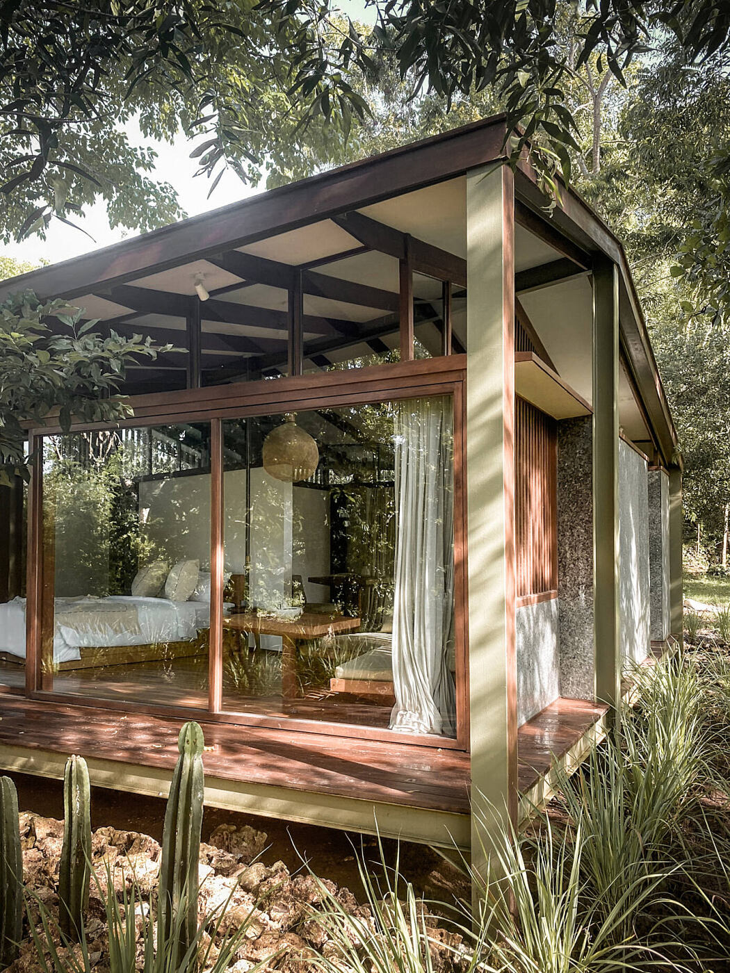 Tetra Pod by Stilt Studios - 7