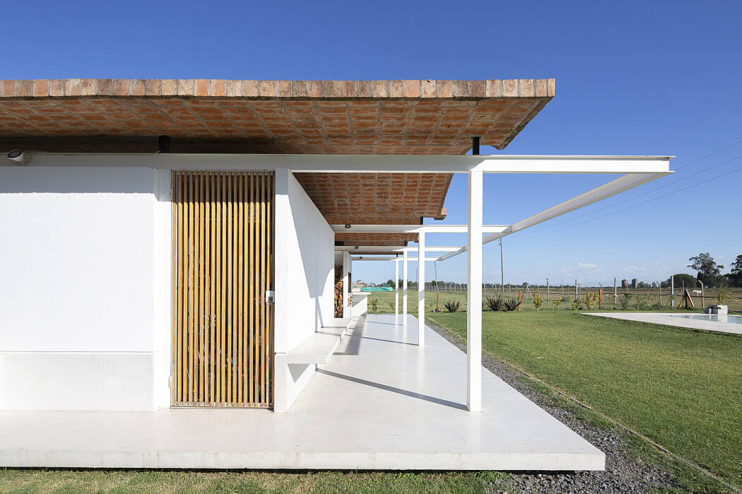 Monopoli House by Fabrizio Pugliese - 8