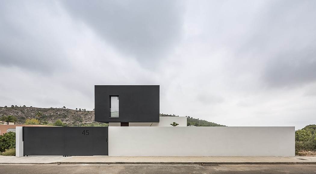 The House Catorce by Alberto Facundo Arquitectura - 10