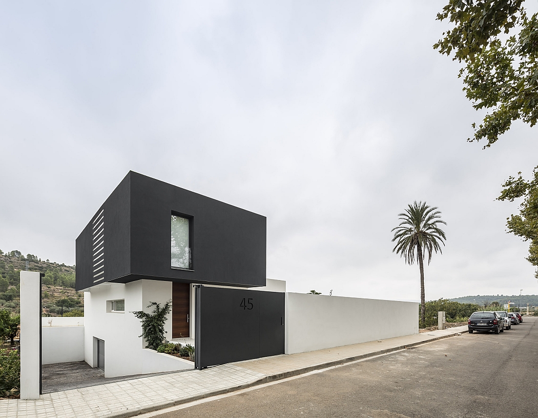 The House Catorce by Alberto Facundo Arquitectura - 11