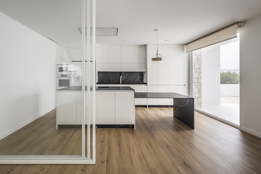 The House Catorce by Alberto Facundo Arquitectura - 3