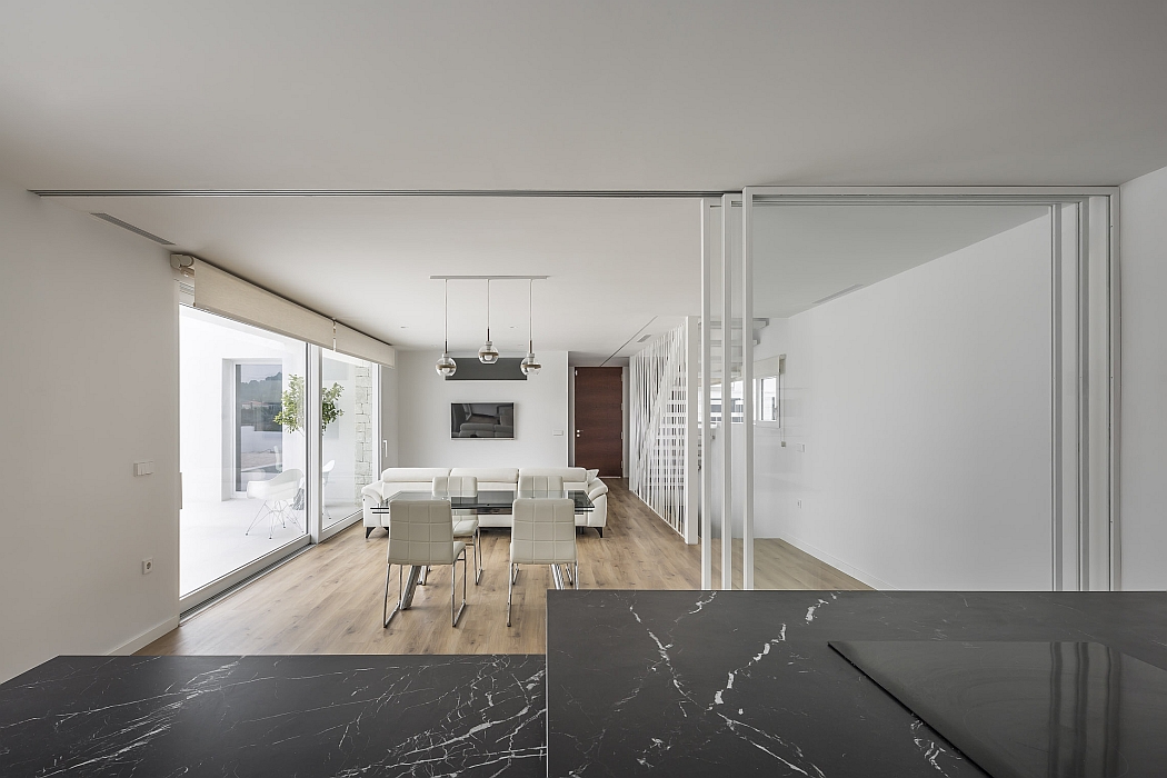 The House Catorce by Alberto Facundo Arquitectura - 4