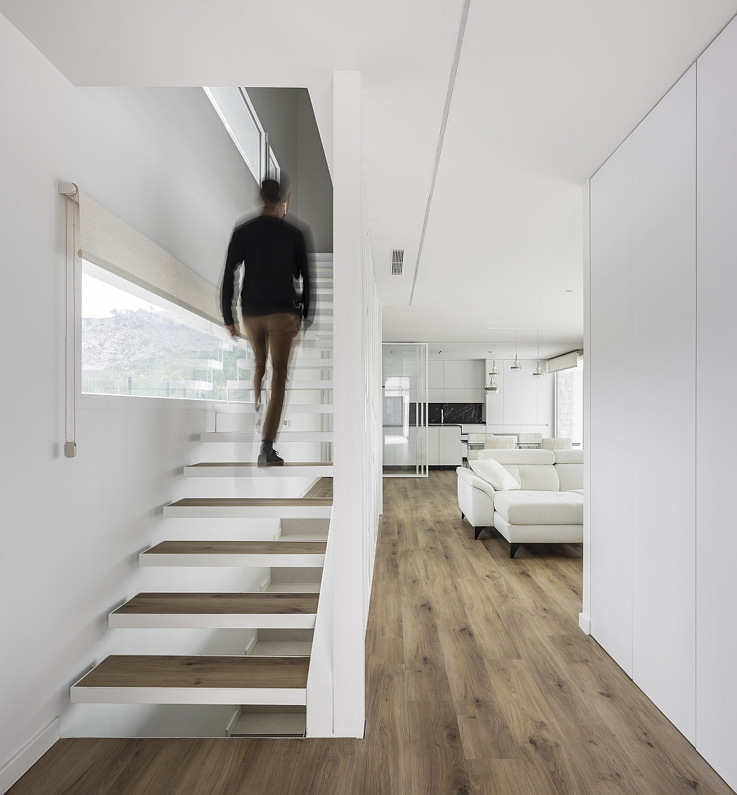 The House Catorce by Alberto Facundo Arquitectura - 6