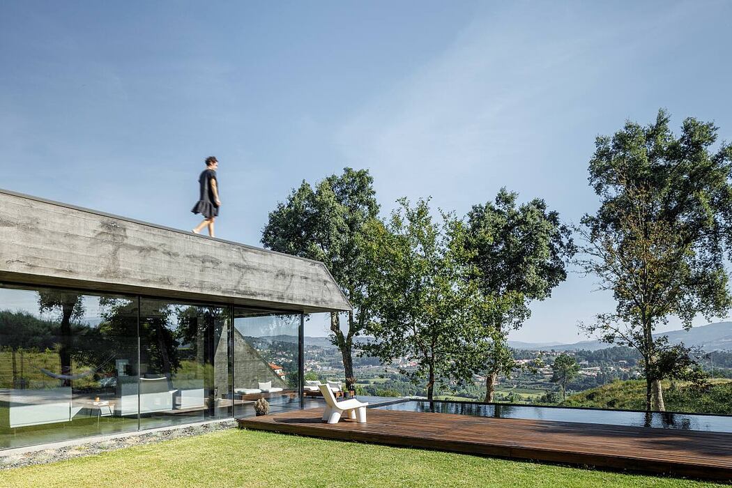Cork Oak House by Hugo Pereira Arquitetos - 2