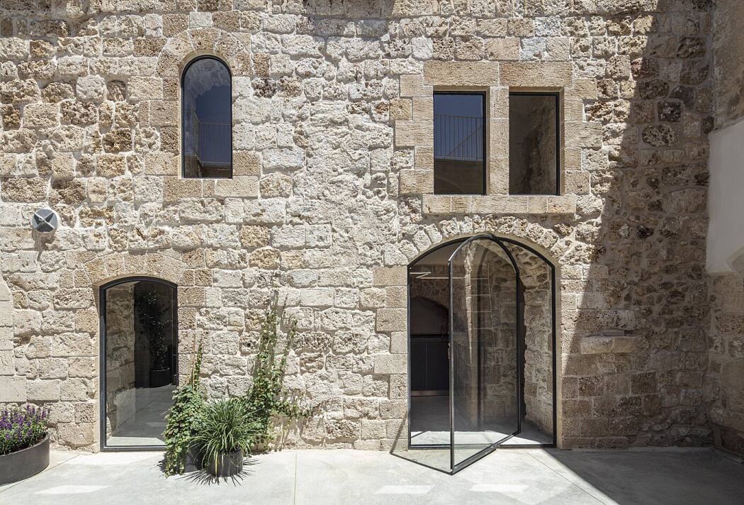 Old Jaffa House 4 by Pitsou Kedem Architects - 17