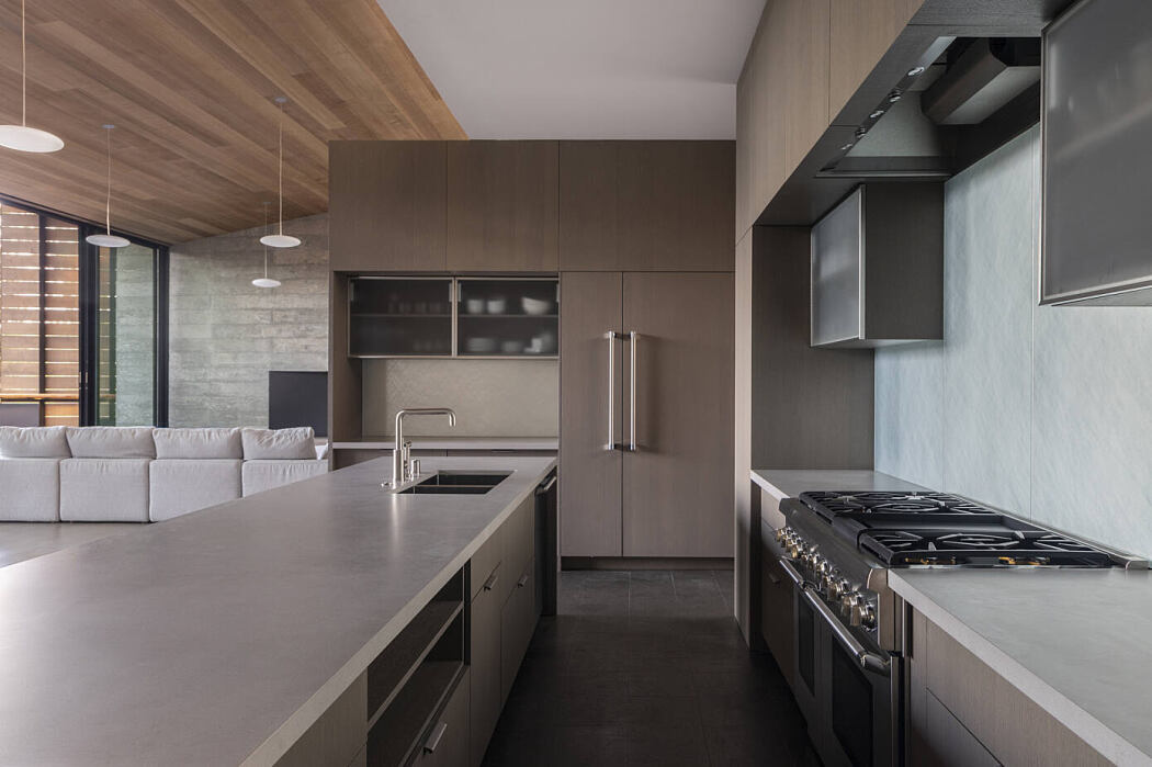 Viewfinder House by Faulkner Architects - 4